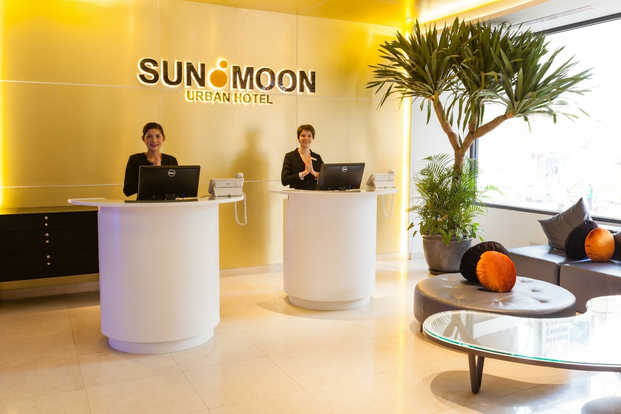 Sun & Moon, Urban Hotel Πνομ Πενχ Εξωτερικό φωτογραφία